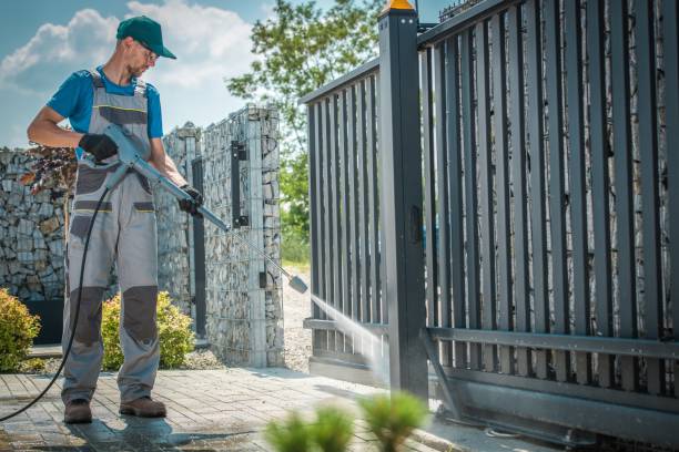 Best Pool Deck Cleaning  in Glenwood Landing, NY